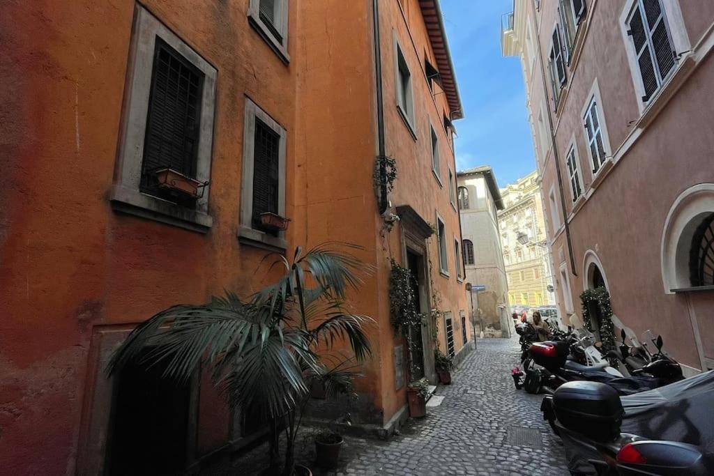 Apartament Vicolo San Trifone By Hili Rzym Zewnętrze zdjęcie