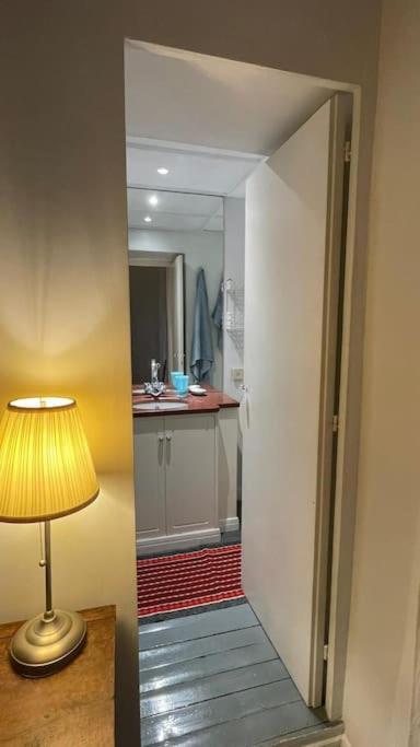 Apartament Vicolo San Trifone By Hili Rzym Zewnętrze zdjęcie