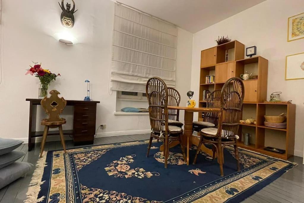 Apartament Vicolo San Trifone By Hili Rzym Zewnętrze zdjęcie